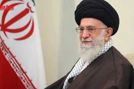[Video] Lãnh tụ tối cao Iran bác bỏ đề xuất hạt nhân của Mỹ