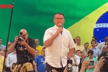 [Video] Cựu tổng thống Brazil J. Bolsonaro bắt đầu thi hành án 27 năm tù vì âm mưu đảo chính 
