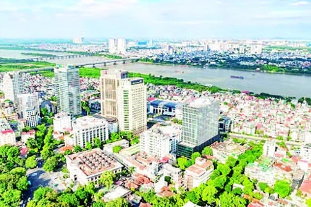 Sông Hồng được xác định là trục cảnh quan trung tâm của Thủ đô. (Ảnh ĐĂNG QUANG)