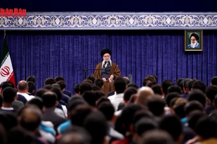 [Video] Lãnh tụ tối cao Iran bác đề nghị đàm phán hạt nhân từ phía Mỹ 