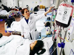 Mở rộng quyền lợi BHYT là "phao cứu sinh" cho bệnh nhân nghèo. 