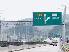 Dự án cao tốc Bắc - Nam được hoàn thành sẽ giúp kết nối các vùng kinh tế. Ảnh: HẢI NGUYỄN