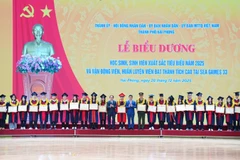 Lãnh đạo thành phố Hải Phòng biểu dương học sinh, sinh viên xuất sắc tiêu biểu năm 2025.