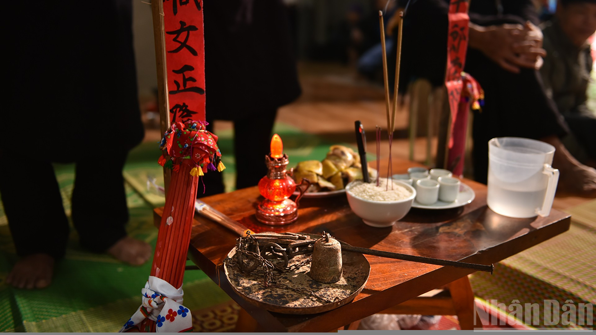 Giữ gìn phong tục cưới truyền thống của người Dao Tuyển ndo_br_04-trong-le-cuoi-tr-uyen-thong-cua-nguoi-dao-tuyen-cai-can-la-mot-trong-nhung-vat-pham-quan-trong-duoc-doan-nha-trai-mang-den-nha-gai-anh-dang-vu-linh.jpg