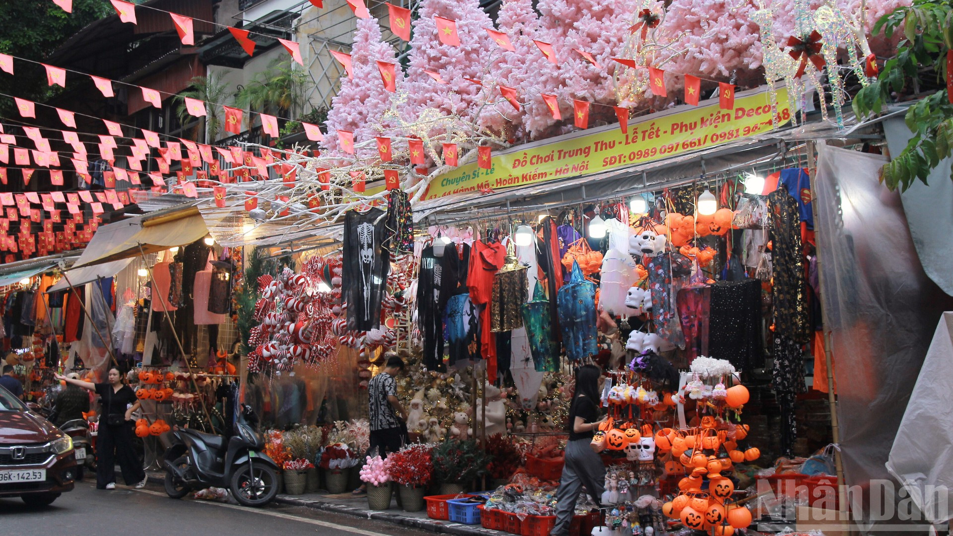 Góc giáng sinh giữa lòng Thủ đô. ndo_br_1-4.png