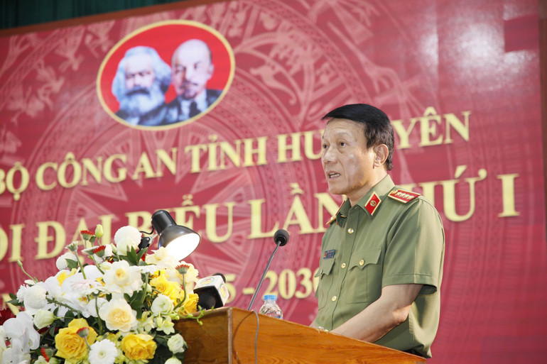 Đại tướng Lương Tam Quang, Ủy viên Bộ Chính trị, Bộ trưởng Công an phát biểu ý kiến tại Đại hội. quang-1.jpg