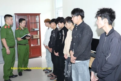 Các đối tượng tại Cơ quan Cảnh sát điều tra.