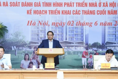 Thủ tướng Phạm Minh Chính chủ trì Hội nghị trực tuyến toàn quốc triển khai thực hiện Nghị quyết 201/2025/QH15 của Quốc hội về thí điểm một số cơ chế, chính sách đặc thù phát triển nhà ở xã hội.