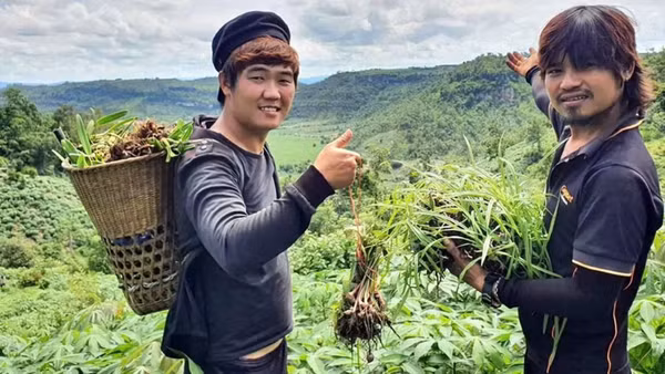 Anh Phạm Quốc Thịnh làm video về hành trình khám phá núi rừng của mình.