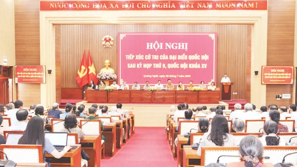 Quang cảnh hội nghị tiếp xúc cử tri sau kỳ họp thứ 9, Quốc hội khóa XV.