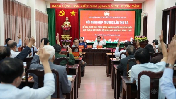 Huế có 14 người ứng cử Đại biểu Quốc hội, 90 người ứng cử Hội đồng nhân dân.