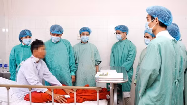 Sau phẫu thuật hai tuần, bệnh nhân được ra viện trong trạng thái sức khỏe ổn định.