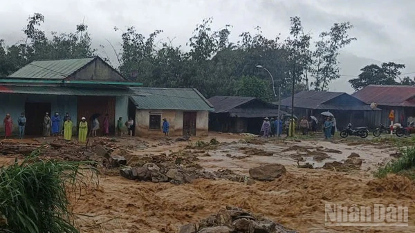 26 hộ dân, với 116 khẩu ở thôn Bung Tôn (xã Đăk Plô) nằm trong vùng nguy hiểm đã được di dời đến nơi ở an toàn. 