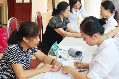 Bộ Y tế đề nghị luân chuyển, điều động nhân lực về tuyến xã