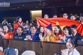 Thứ trưởng Thường trực Ngoại giao Nguyễn Minh Vũ và Thứ trưởng Văn hóa, Thể thao và Du lịch, TS.KTS. Hoàng Đạo Cương nhấn mạnh: để có được thành công này, từ nhiều năm nay, các cơ quan và địa phương đã triển khai nhiều dự án bảo tồn, tu bổ các công trình di tích; nghiên cứu, nhận diện giá trị để lập hồ sơ đề cử, ghi danh ở trong nước và quốc tế; góp phần bảo vệ giá trị nổi bật toàn cầu của khu di sản, tạo sinh kế bền vững, nâng cao đời sống văn hóa, tinh thần của cộng đồng, nhân dân các địa phương.