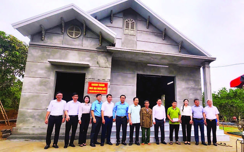 Hòa Bình “cán đích” xóa nhà tạm
