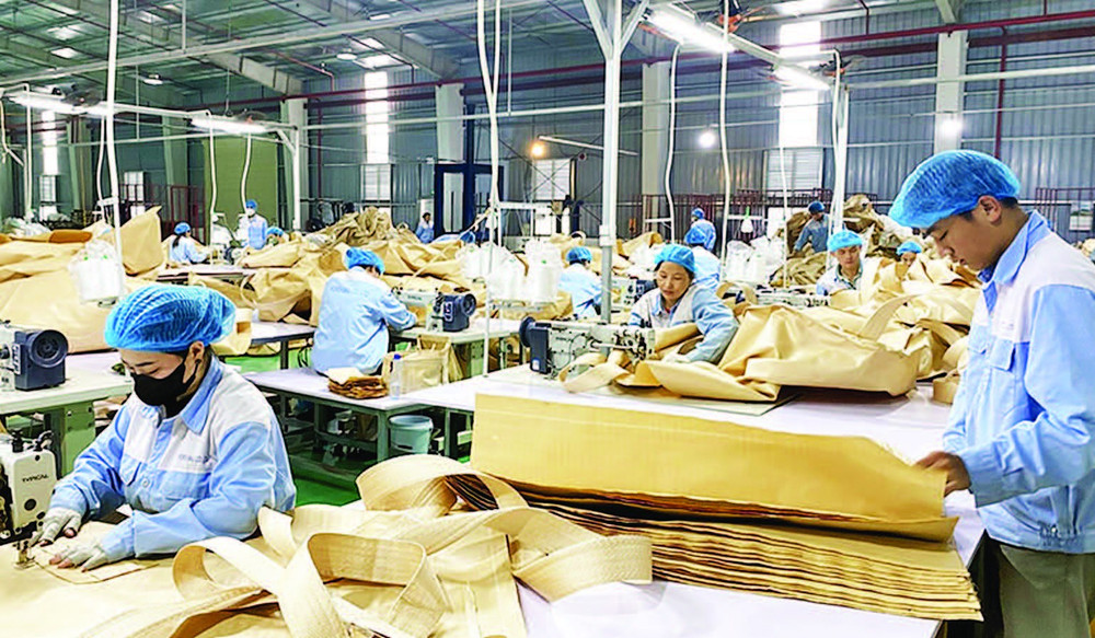 Công ty TNHH Korea Bag sản xuất bao bì xuất khẩu tại Cụm công nghiệp Phúc Ứng, huyện Sơn Dương.