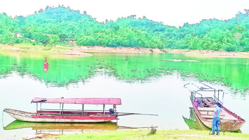 Hồ Núi Cốc có diện tích 25 km2, dung tích chứa 175 triệu mét khối nước được vận hành an toàn, có hệ thống cảnh báo cho vùng hạ du.