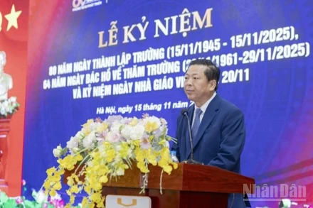 Tiến sĩ Trần Hồng Minh, Ủy viên Trung ương Đảng, Bộ trưởng Xây dựng, phát biểu tại lễ kỷ niệm.