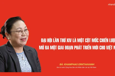 Đại sứ nước Cộng hòa Dân chủ Nhân dân Lào tại Việt Nam Khamphao Ernthavanh.