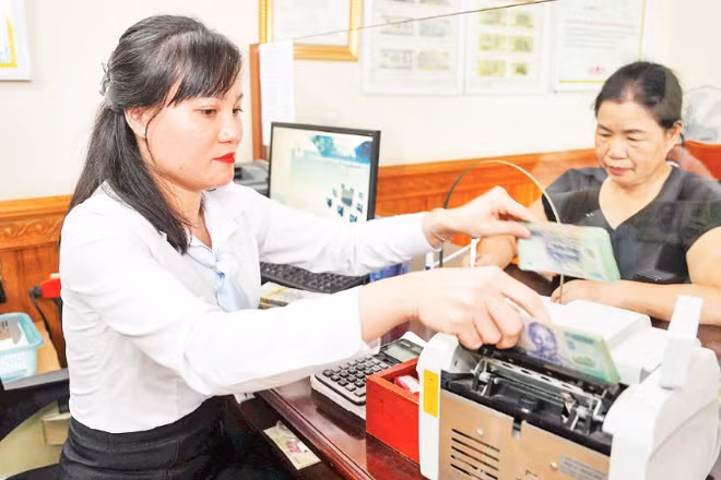Ngân hàng Nhà nước Việt Nam yêu cầu các tổ chức tín dụng kiểm soát chặt tăng trưởng dư nợ ngay từ đầu năm.