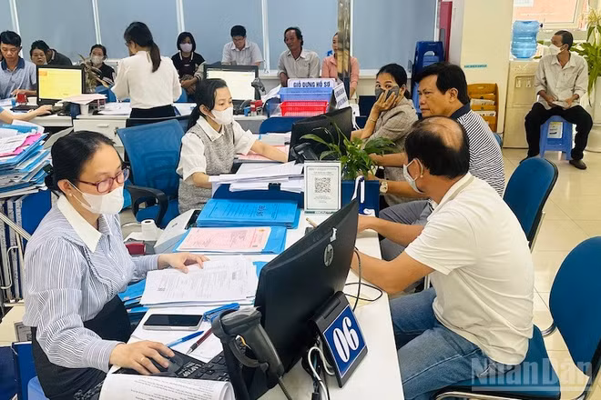 Chuyển đổi số và minh bạch thủ tục hành chính góp phần giảm thiểu tình trạng nhũng nhiễu, tiêu cực.