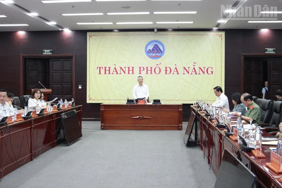 Ủy ban bầu cử thành phố Đà Nẵng tổ chức phiên họp lần thứ 3.