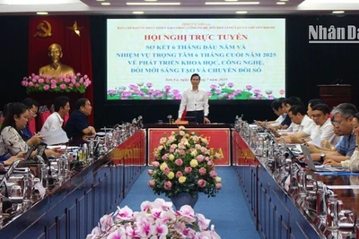 Đồng chí Hoàng Quốc Khánh, Bí thư Tỉnh ủy Sơn La chủ trì hội nghị.