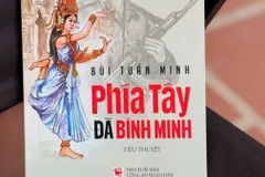 Tiểu thuyết "Phía Tây đã bình minh" viết về hình tượng chiến sĩ Công an khi làm nghĩa vụ quốc tế.