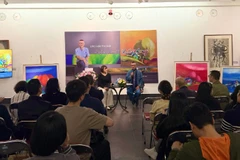 Không gian Art Talk "Riêng một lối Phong".