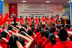 Buổi sinh hoạt đầu tuần đầy ý nghĩa và rưng rưng tự hào của thầy cô và học sinh trường Tiểu học Quang Trung (Cửa Nam, Hà Nội).