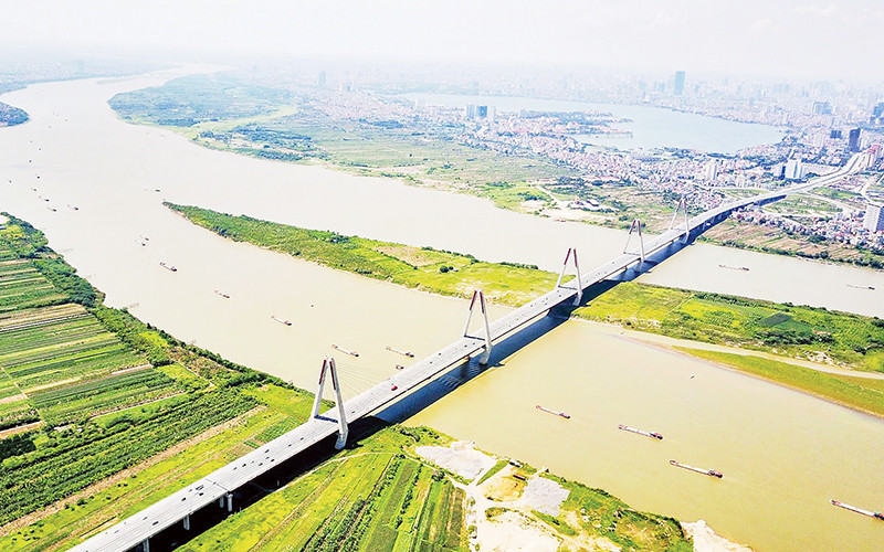 Trục Nhật Tân - Nội Bài là trục phát triển kinh tế, đô thị thông minh, hiện đại, kết hợp đồng bộ với không gian trục Bắc Thăng Long - Nội Bài. (Ảnh Duy Linh)