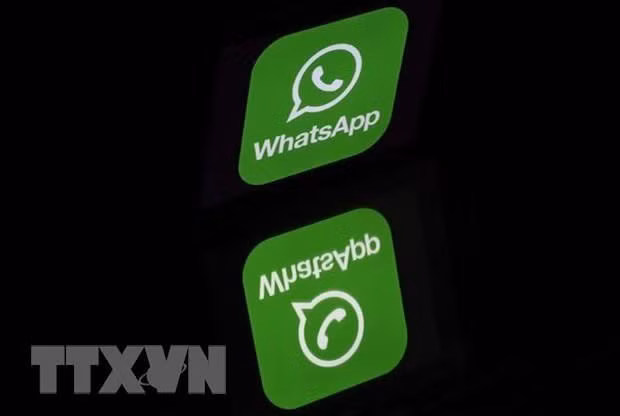 Biểu tượng ứng dụng nhắn tin WhatsApp. Ảnh: AFP/TTXVN