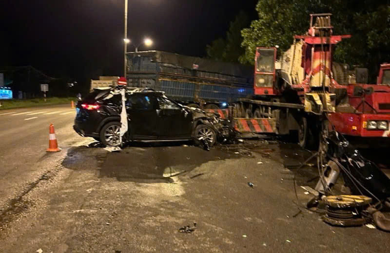 Hiện trường vụ tai nạn do Trần Nam Trung gây ra tối 18/7/2024.