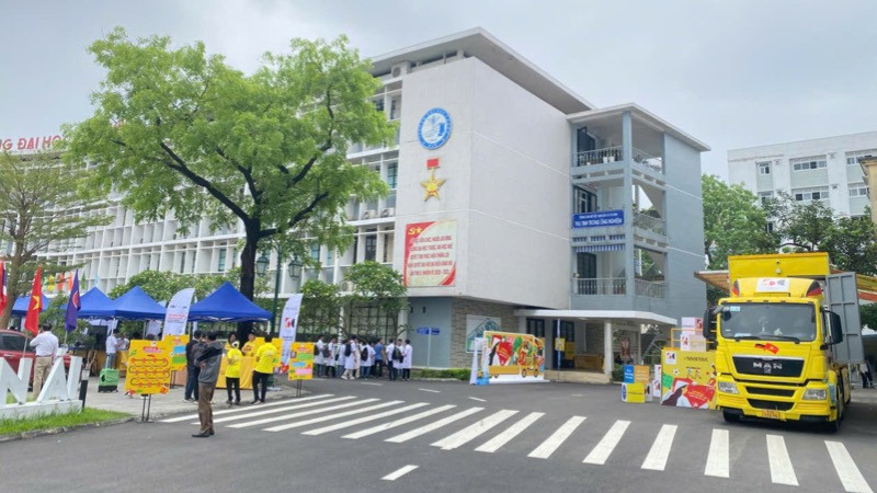 "Chuyến xe hướng nghiệp" là hành trình do Đại sứ quán Đức tại Việt Nam khởi xướng.