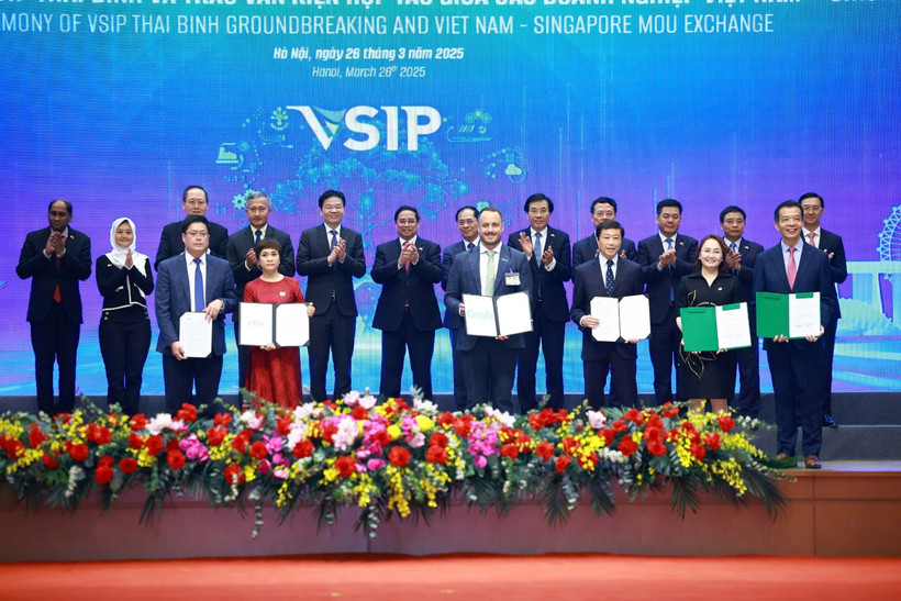 Quang cảnh lễ ký kết Biên bản ghi nhớ giữa TTC AgriS (Công ty Cổ phần Thành Thành Công - Biên Hòa, HOSE: SBT) và Đại học Công nghệ Nanyang (NTU)