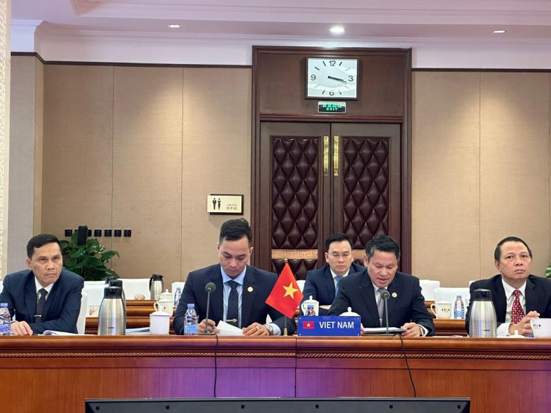 Thiếu tướng Nguyễn Văn Viện, Cục trưởng Cục Cảnh sát điều tra tội phạm về ma túy phát biểu tại Hội nghị.
