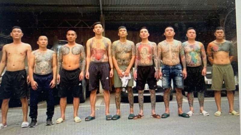 9 đối tượng bị bắt giữ khẩn cấp.
