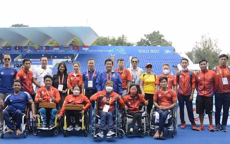 Đội tuyển bơi Việt Nam đoạt 12 HCV, lập sáu kỷ lục ASEAN Para Games 11 trong ngày 4/8. (Ảnh THÁI DƯƠNG)
