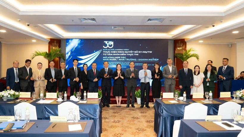 AgriS thúc đẩy khối liên kết kinh tế tư nhân trong nông nghiệp cùng Chính phủ và chuỗi đơn vị giáo dục