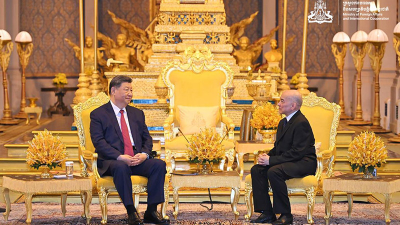 Tổng Bí thư, Chủ tịch Trung Quốc Tập Cận Bình hội kiến Quốc Vương Campuchia Norodom Sihamoni. (Ảnh: Bộ Ngoại giao và Hợp tác quốc tế Campuchia)