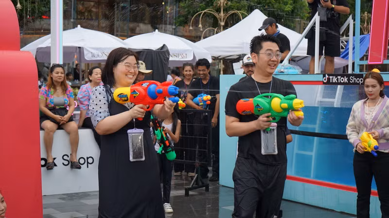 Trung Quốc đứng đầu trong các quốc gia có lượng du khách đông nhất tới Thái Lan trong dịp Tết Songkran. (Ảnh: ĐINH TRƯỜNG)