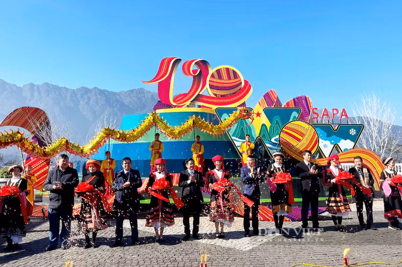 Lễ “Mở cổng trời” đầu Xuân 2023 ở Khu du lịch cáp treo Sa Pa. ( Ảnh: TL)