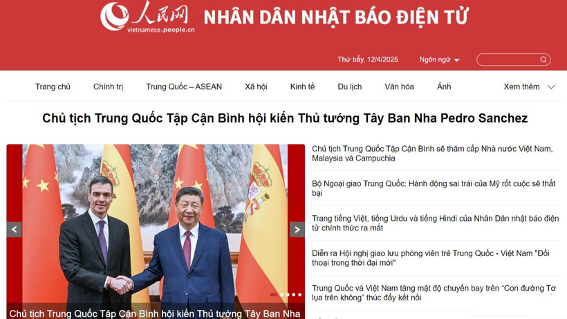 Giao diện của Nhân dân nhật báo điện tử tiếng Việt Nam ngày 12/4.