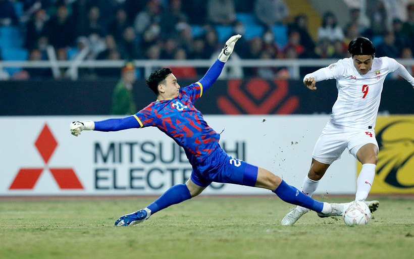 Thủ môn Văn Lâm và hàng thủ Việt Nam được kỳ vọng sẽ chơi tốt trước Indonesia.