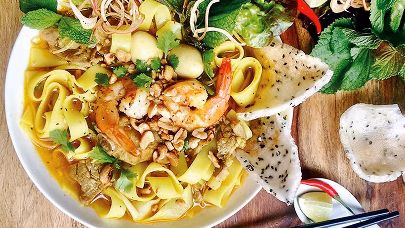 Mỳ Quảng mang đặc tính ẩm thực xứ Quảng.