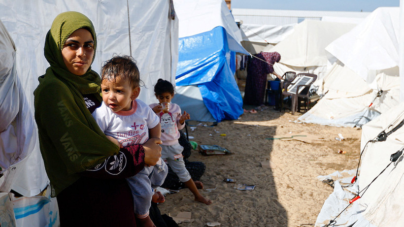 Người dân Palestine tại một trại tị nạn ở Dải Gaza. (Ảnh REUTERS)