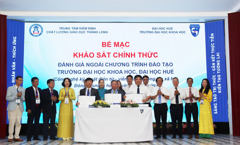 Kiểm định chất lượng giáo dục đại học là hoạt động để bảo đảm sự nhất quán trong chất lượng và sự minh bạch đối với toàn xã hội. (Ảnh Thu Quỳnh)