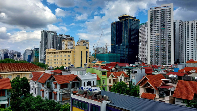 Việc lập sàn giao dịch quyền sử dụng đất tạo lập cơ sở dữ liệu về thị trường đất đai. Ảnh: TRUNG HIẾU