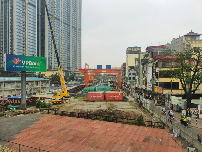 Dự án đường sắt đô thị Nhổn-ga Hà Nội được thi công với tốc độ ì ạch nhiều năm nay.